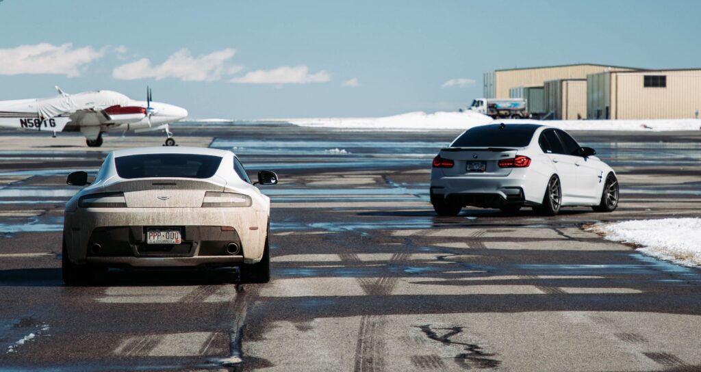 Mobile Detailing vs Full Detail: Which One Does Your Luxury Car Need?